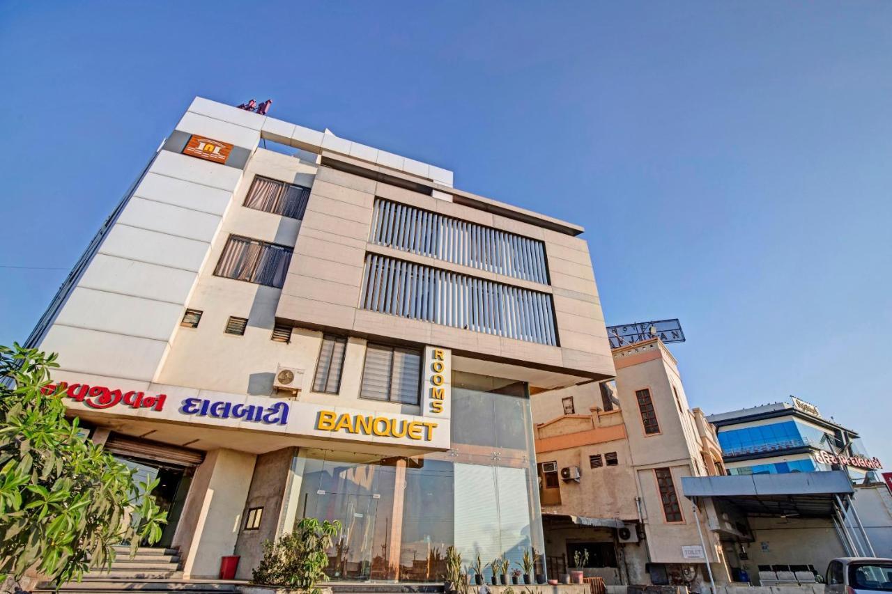 Hotel Navjivan Himatnagar Luaran gambar