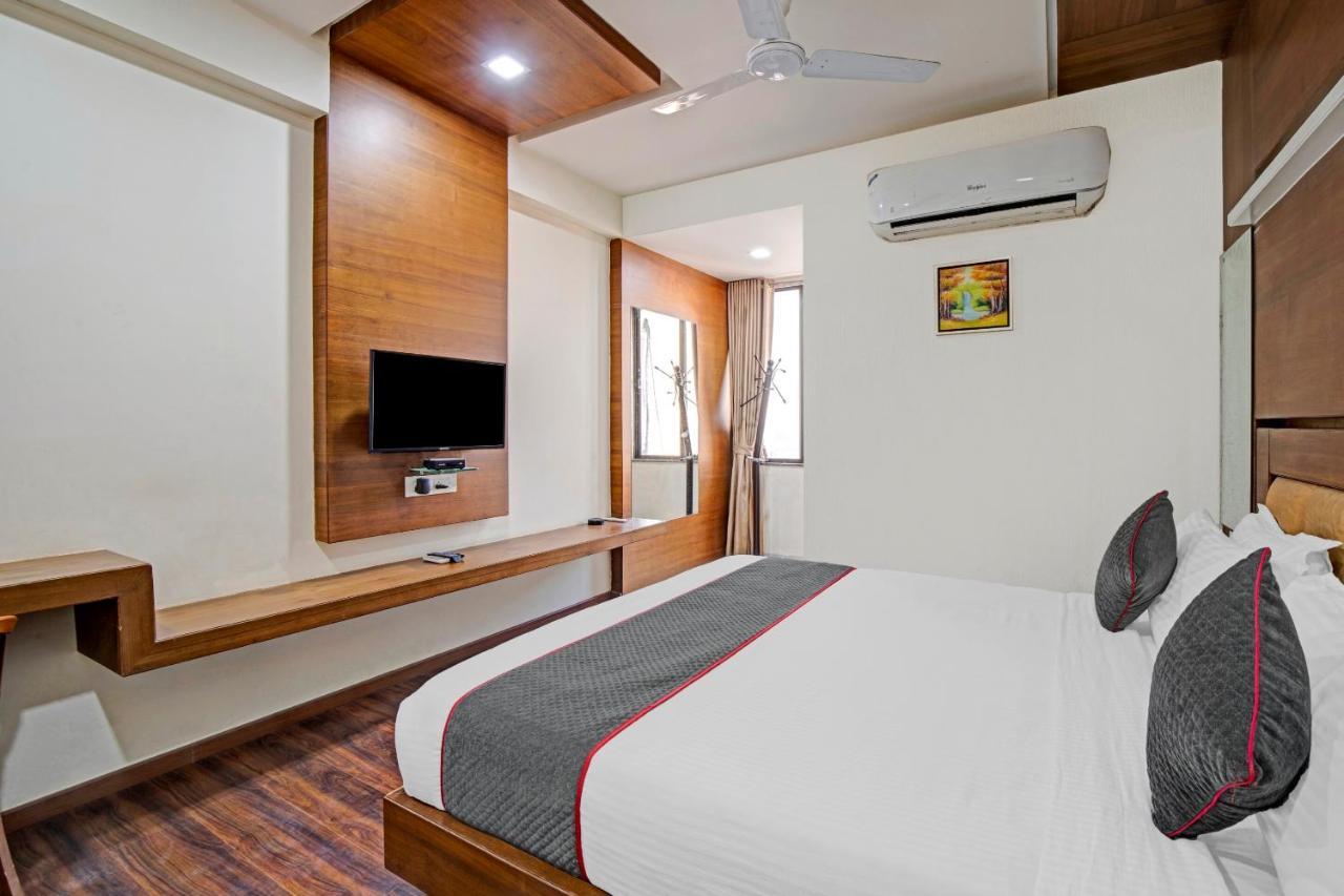 Hotel Navjivan Himatnagar Luaran gambar