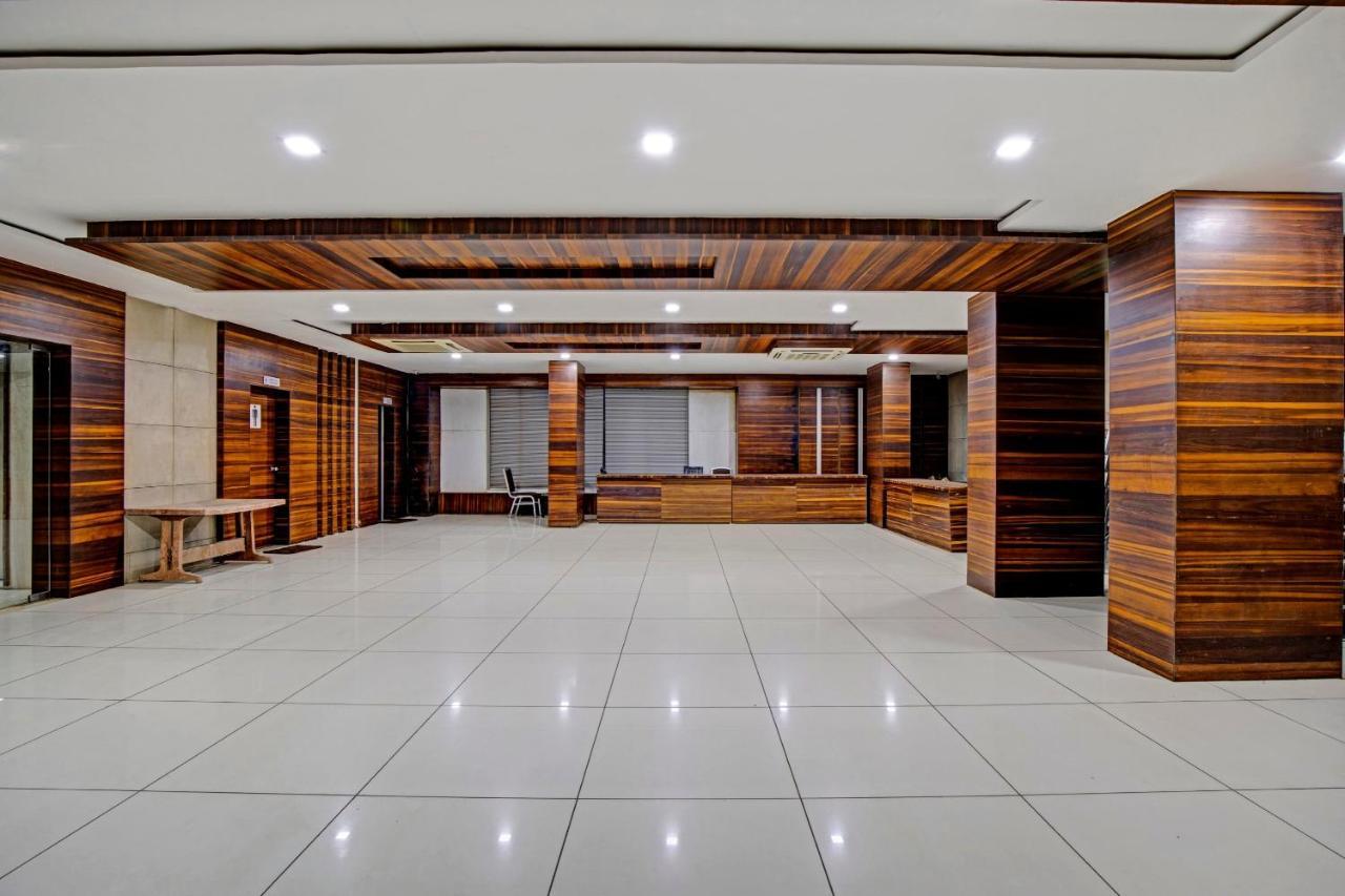 Hotel Navjivan Himatnagar Luaran gambar