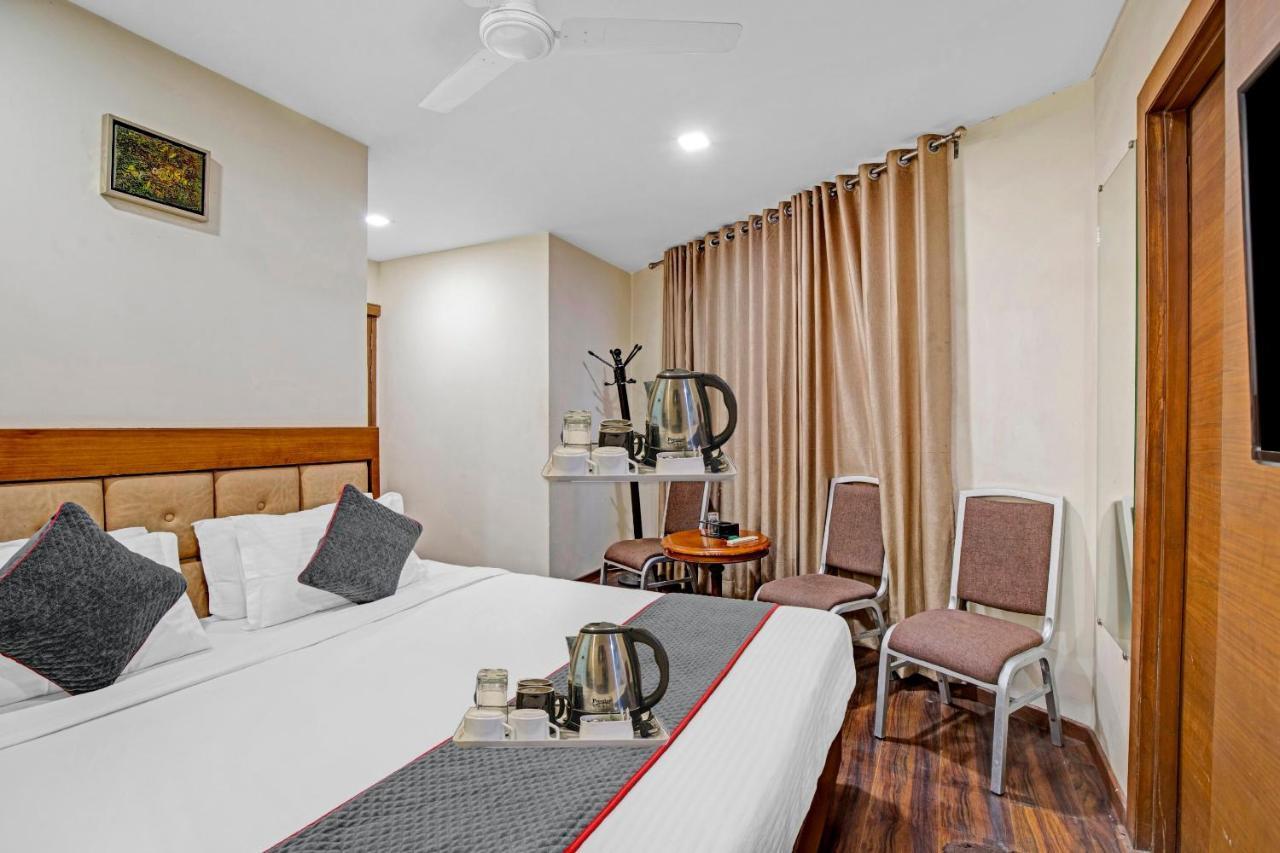 Hotel Navjivan Himatnagar Luaran gambar