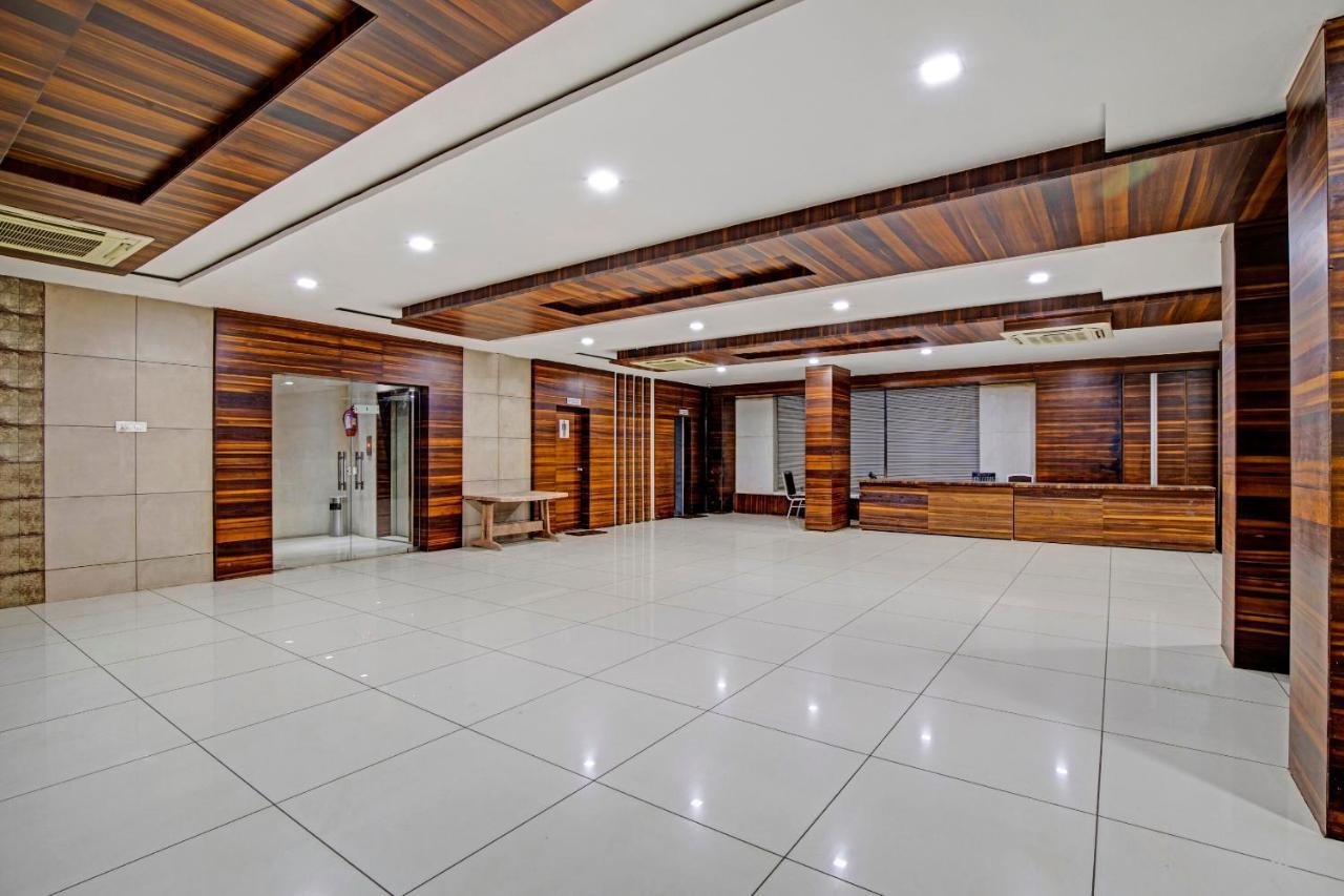 Hotel Navjivan Himatnagar Luaran gambar